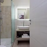 Termini Comfort And Jacuzzi By Flatinrome 4* Rome