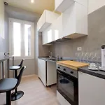 Termini Comfort And Jacuzzi By Flatinrome Guest house 4*