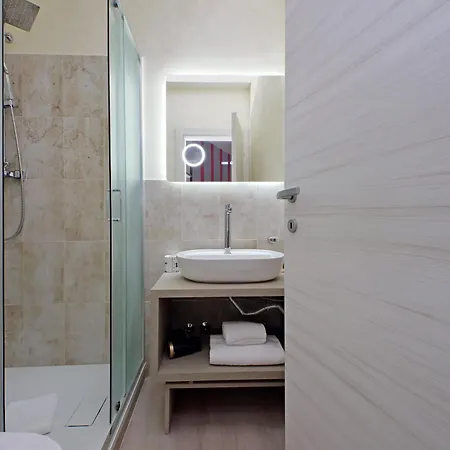 Termini Comfort By Flatinrome 4* Rome