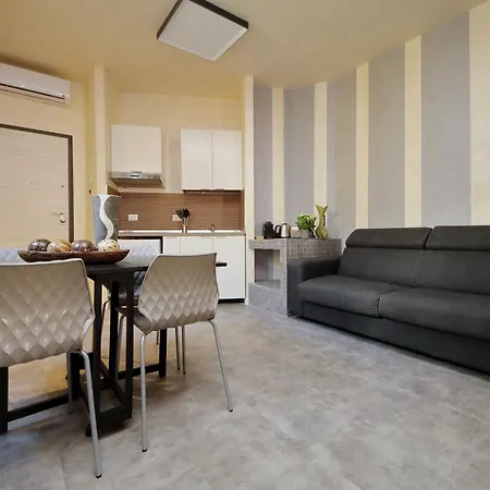 Termini Comfort And Jacuzzi By Flatinrome 4* Róma