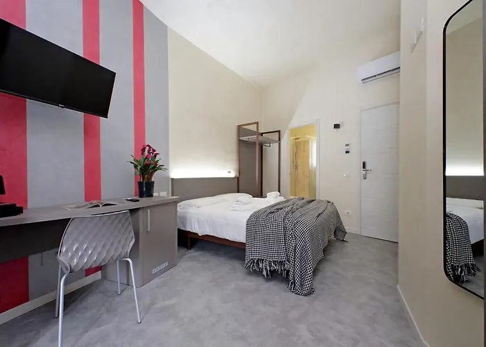 Termini Comfort And Jacuzzi By Flatinrome Vendégház 4*